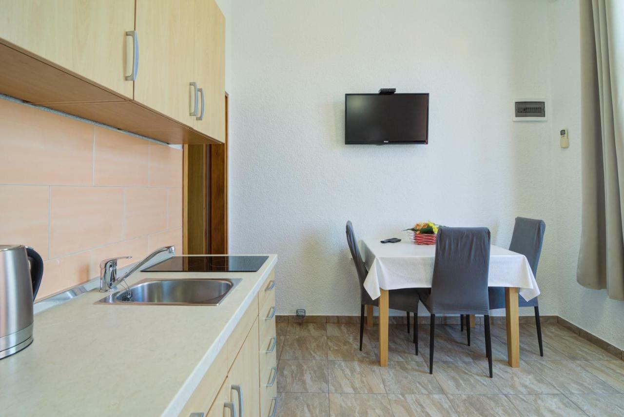 Apartments Lucia Senj Senj  Εξωτερικό φωτογραφία