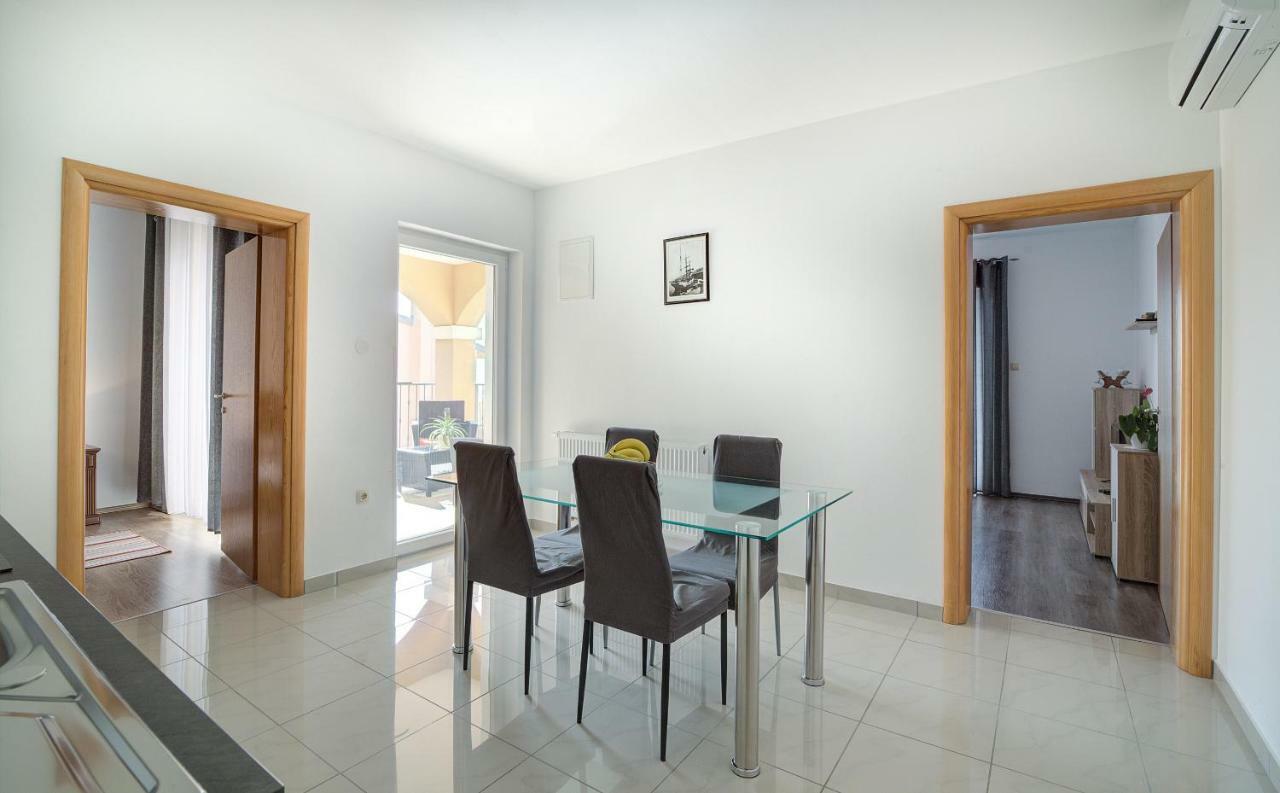 Apartments Lucia Senj Senj  Εξωτερικό φωτογραφία