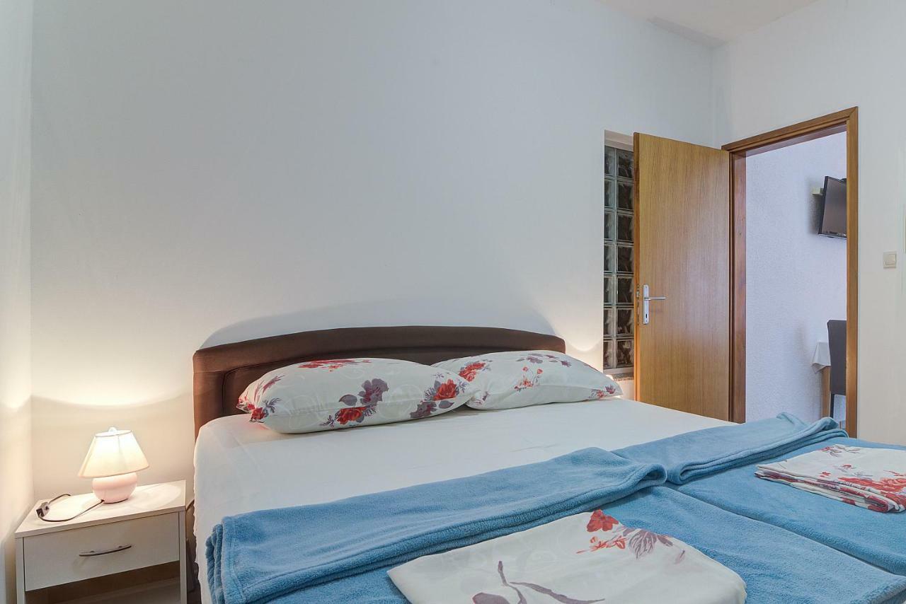 Apartments Lucia Senj Senj  Εξωτερικό φωτογραφία