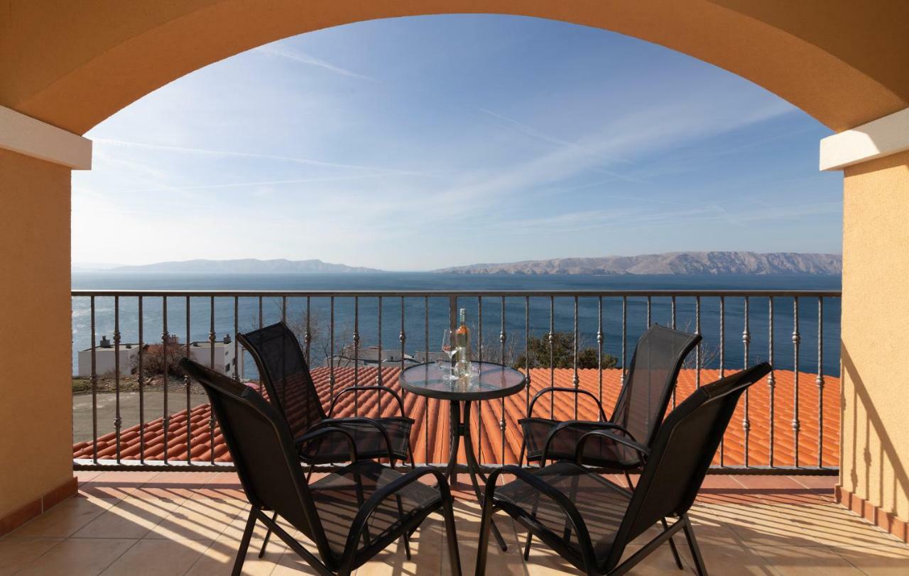 Apartments Lucia Senj Senj  Εξωτερικό φωτογραφία